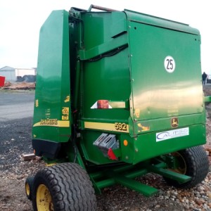 Rolobalirka John Deere 592
