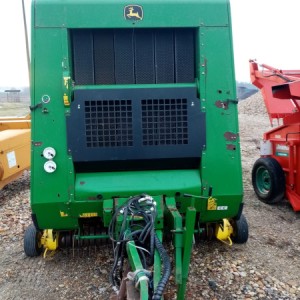 Rolobalirka John Deere 592