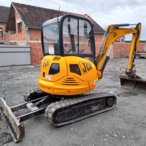 JCB 8030 ZTS 2011g.prodajem ili mjenjam