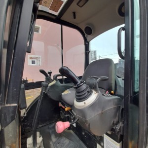 JCB 8030 ZTS 2011g.prodajem ili mjenjam