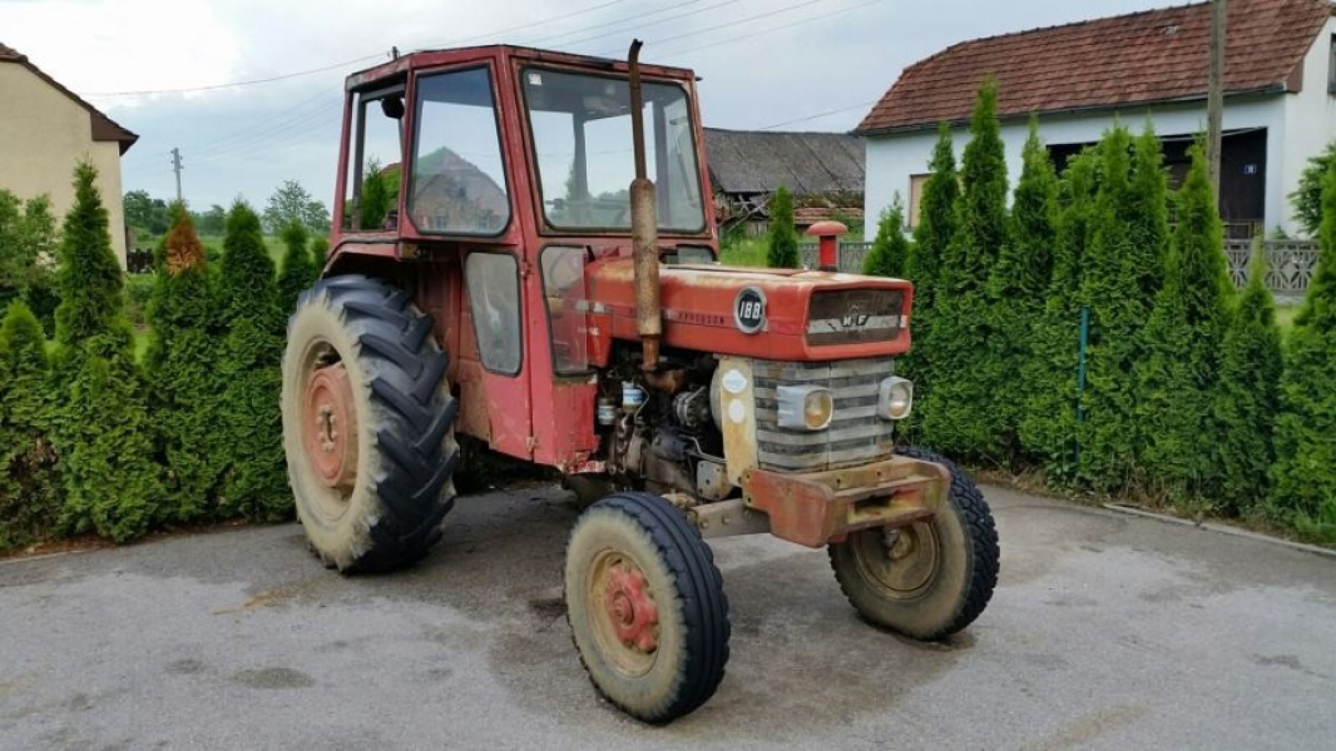 Traktor Massey Ferguson MF 165 168 175 178 185 188 265 275 285 KUPUJEM