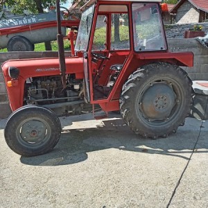 TRAKTOR IMT 533 539 542 549 *KUPUJEM*