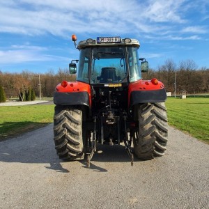 Massey Ferguson 5465