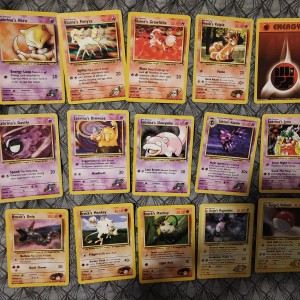 Prodaje se kompletan lot original Pokemon karata najstariji setovi