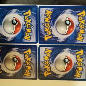 Prodaje se kompletan lot original Pokemon karata najstariji setovi
