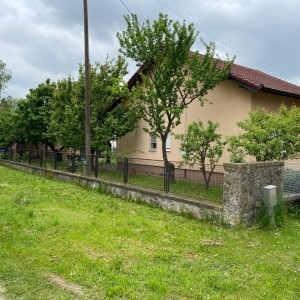 Prodaje se obiteljska kuća u Županji