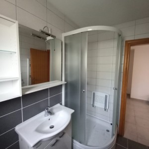 Prodaje se obiteljska kuća u Županji