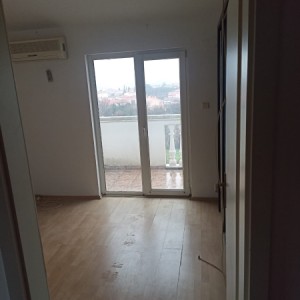 Prodaje se stan u medulinu 30 m2 s 2 balkona