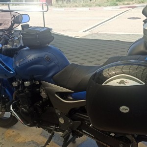 Kawasaki zr7s