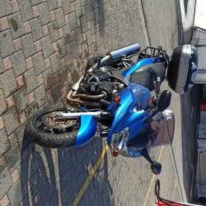 Kawasaki zr7s