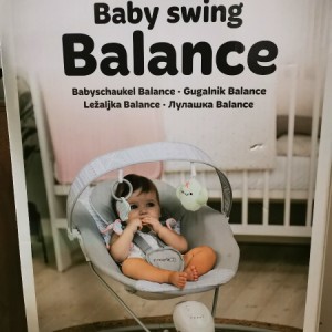 Prodajem robicu za curicu , klokanicu i njihaljku