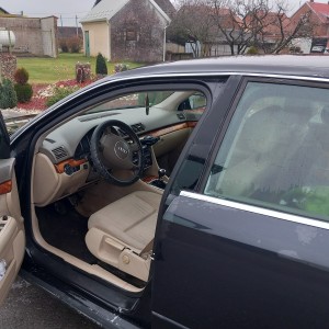 AUDI A4 2.0+lpg atest do 2025 reg/18.2 moguca zamjena
