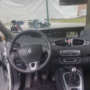 RENAULT SCENIC 5500 EUR