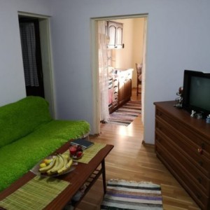 Kuća + veliko zemljište sa potokom Oštarije-Josipdol