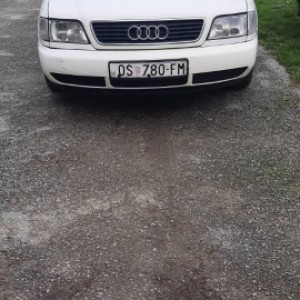 AUDI   A6 1.9 tdi