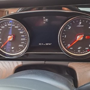Mercedes E 220