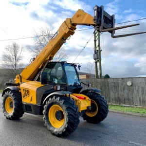 Teleskopski utovarivač JCB 535-95 AGRI