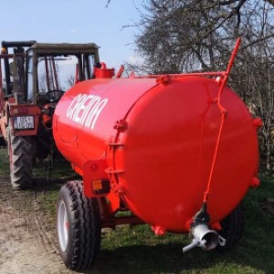 Cisterna Creina 2700 ltr,kupljena 2000 godine