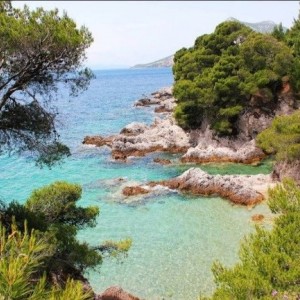 Plac na moru Peljesac-Hrvatska