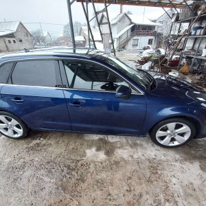 Audi A3 Sportback S-Tronic 2.0 TDI kao nov 2014 g.