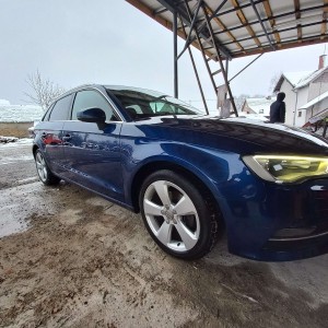 Audi A3 Sportback S-Tronic 2.0 TDI kao nov 2014 g.