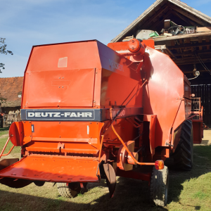 KOMBAJN DEUTZ FAHR