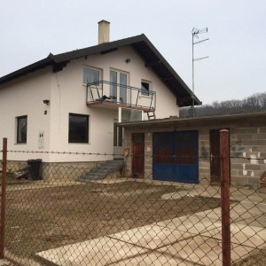 Markovo polje, iznajmljujem sobu, 180 EUR centralno, režije uključene