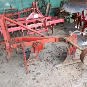 IMT 587