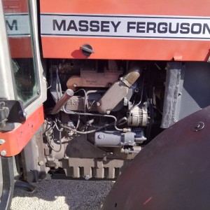 MASSEY-FERGUSON 1004T (90ks)