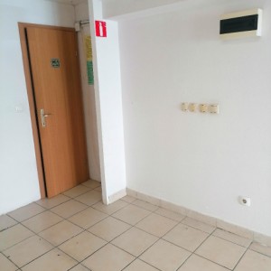 Iznajmljuje se poslovni prostor