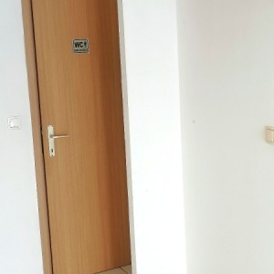 Iznajmljuje se poslovni prostor