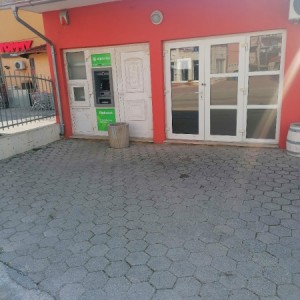 Iznajmljuje se poslovni prostor