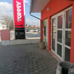 Iznajmljuje se poslovni prostor