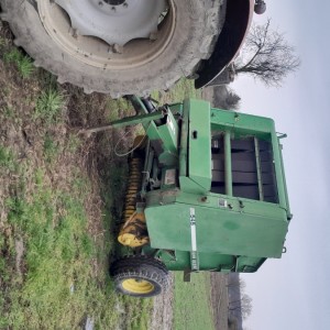 Balirka John Deere 545