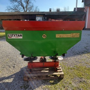 Rasipač 1200kg ko nov!!
