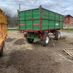 Prikolica 9T trostrani