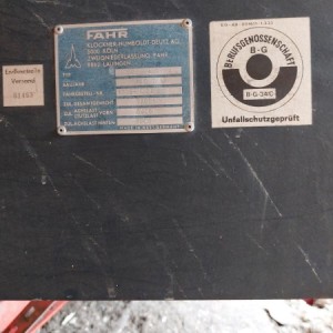 Kombajn Deutz-fahr M1202 kukuruzni i žitni adapter