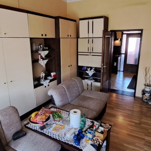 PRODAJEM STAN U CENTRU DONJEG GRADA, OSIJEK, HITNO!