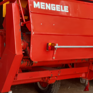 Prikolica za gnoj Mengele ES 300 VR 4 tone, top stanje