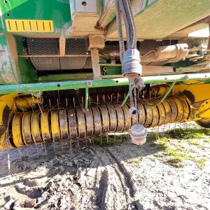 John Deere 582