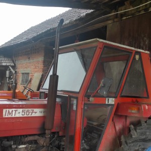 Prodajem IMT567 i razno