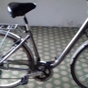 Gradski zenski bicikl 28 coli 21brzina