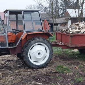 Traktor Štore 402