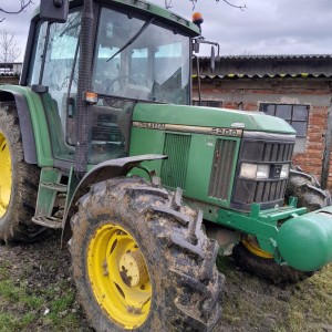 John deere 6200