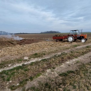 Traktor Štore 402
