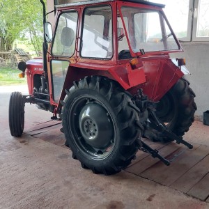 Traktor Imt 533 De luxe