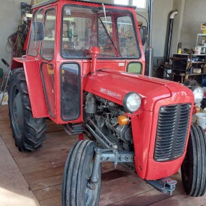 Traktor Imt 533 De luxe