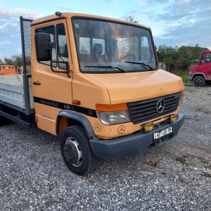 Mercedes 614 sanduk 380x220 b kategorija reg. do 8 mj