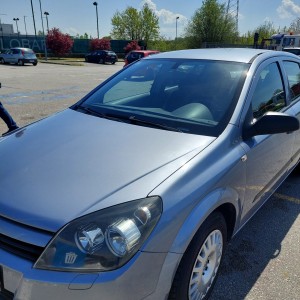 Opel Astra f 1.6 i registrirana godinu dana
