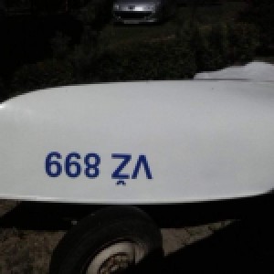 Prodajem čamac jedrilicu